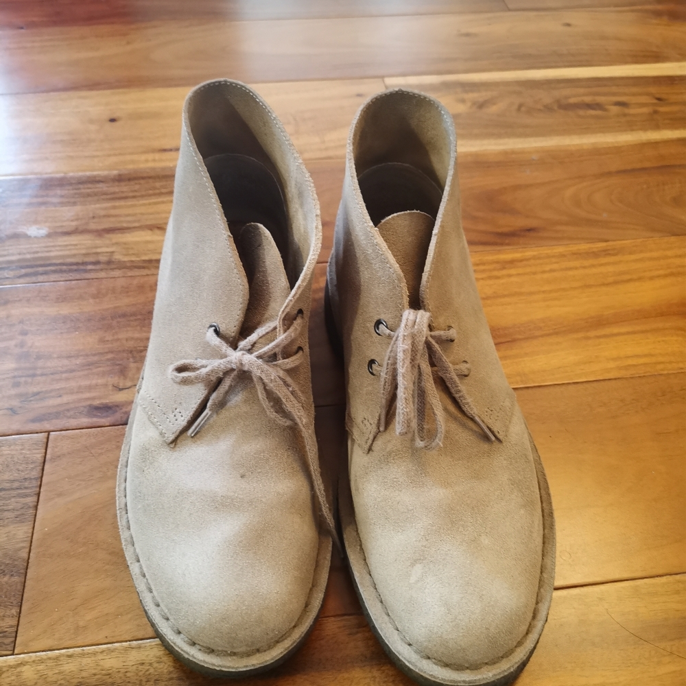 Clarks Desert Boot, Suede, size 7.5